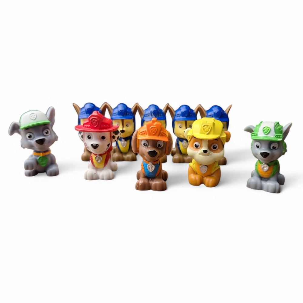 Lot of 10 Paw Patrol Mini Figures 1.75" Tall Dogs Pups Toys Characters